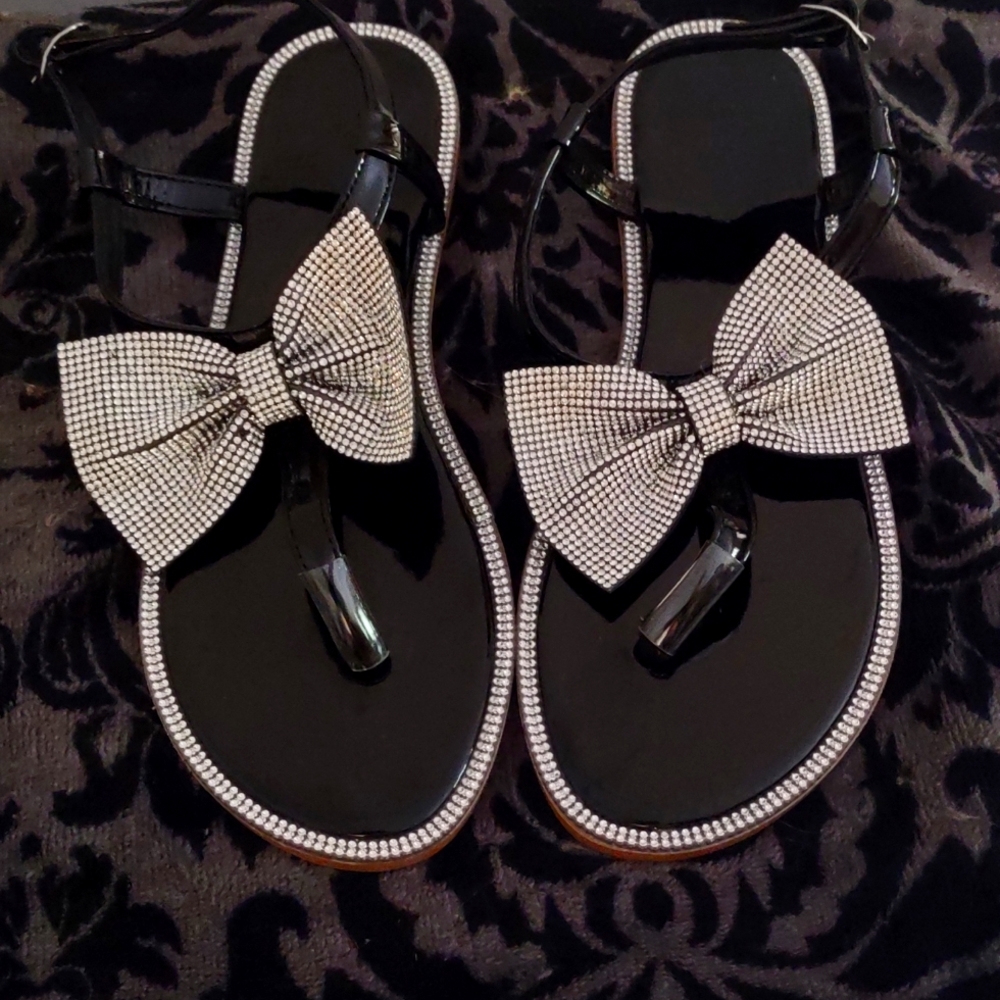 Rhinestone bow sandals